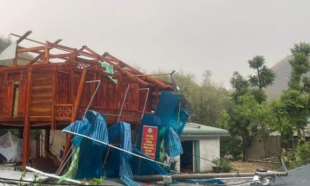 Mưa to kèm gió lốc trên địa bàn xã Quang Chiểu